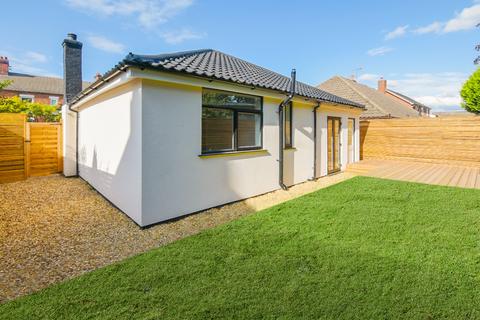 2 bedroom detached bungalow for sale, Manchester Road, Northwich