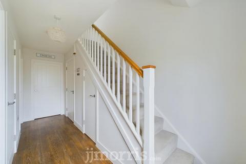 undefined, Swn-y-Nant, Newport