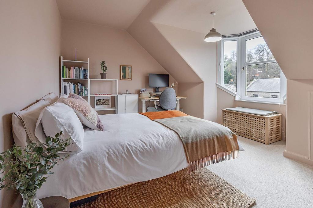 26. Principal Bedroom