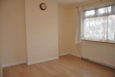 2 bedroom semi-detached house to rent, Hampden Road, Harrow,HA3