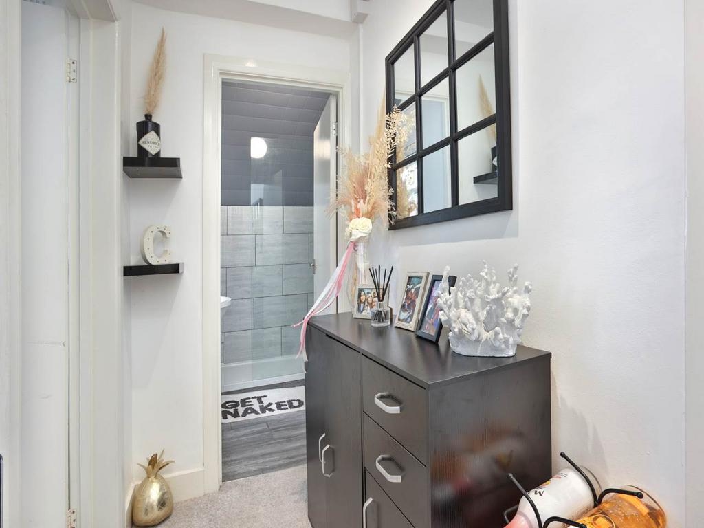 F1, 40 Denmark Villa