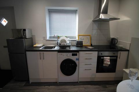 Studio to rent, Forman Street, Derby,