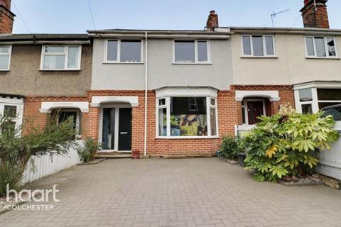 3 bedroom terraced house to rent, Bergholt Road, Colchester