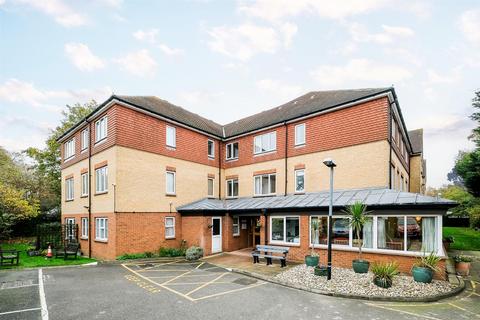 1 bedroom retirement property for sale, Westminster Court, Cambridge Park, Wanstead