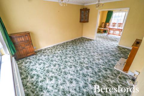 4 bedroom semi-detached house for sale, Tadlows Close, Upminster, RM14