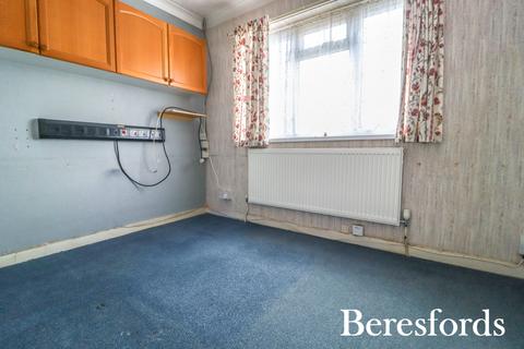 10 Tadlows Close, Upminster, RM14 2BD