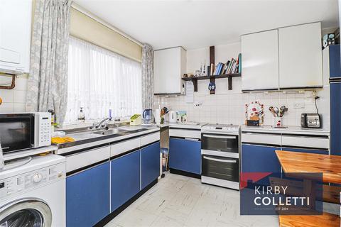 3 Milton Street, Waltham Abbey, EN9 1EZ