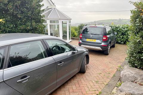 4 bedroom detached house for sale, Carmarthen Rd, Fforest