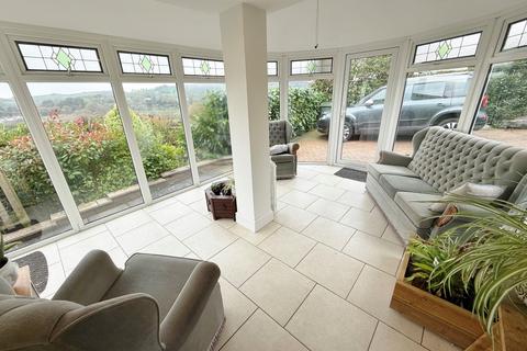 4 bedroom detached house for sale, Carmarthen Rd, Fforest