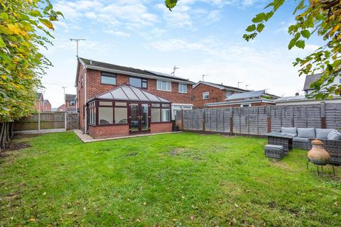 3 bedroom semi-detached house for sale, Simpsons Way, Broughton, CH4