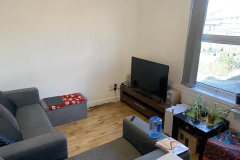 2 bedroom flat to rent, Leeds LS2