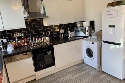 2 bedroom apartment to rent, Leeds LS2