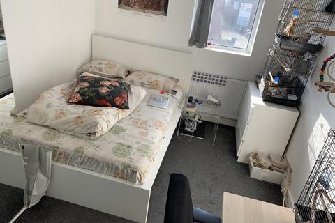 2 bedroom apartment to rent, Leeds LS2