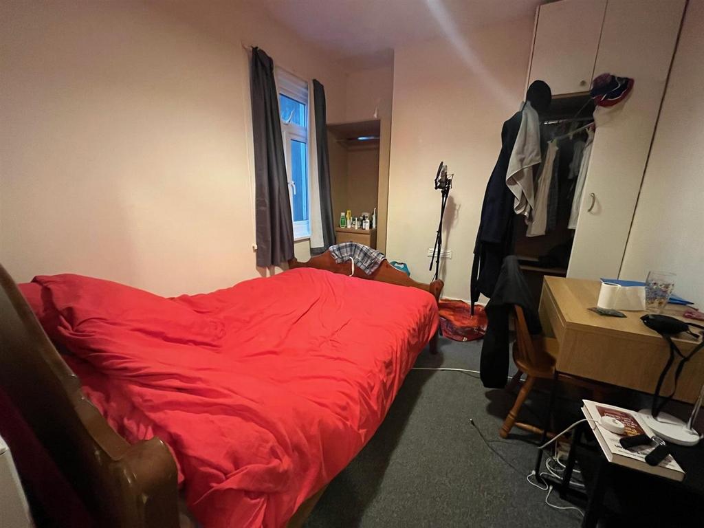 BEDROOM NEW.jpg