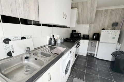 3 bedroom terraced house for sale, Burnside Avenue, Polbeth EH55