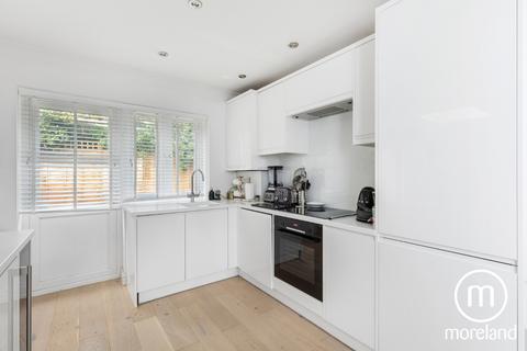 4 bedroom terraced house for sale, Sturgess Avenue, London NW4