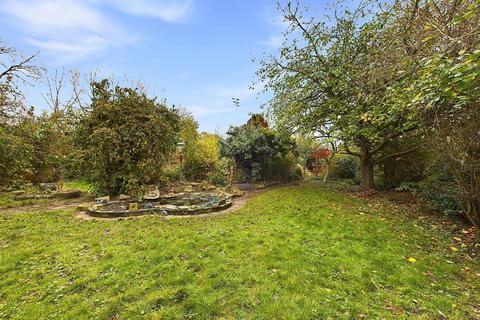 3 bedroom semi-detached bungalow for sale, Denbigh Close, Ruislip HA4