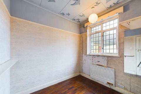 9 Denbigh Close, Ruislip, HA4 6JU