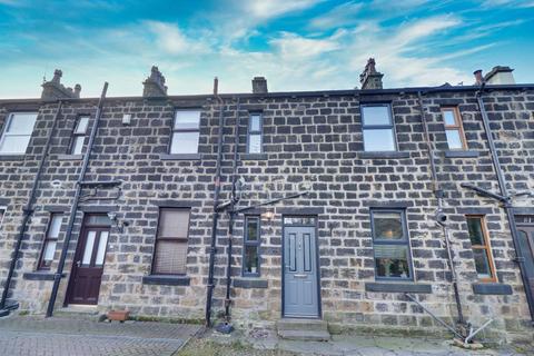 3 bedroom terraced house for sale, Football, Yeadon, Leeds, West Yorkshire, LS19