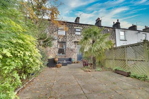 3 bedroom terraced house for sale, Football, Yeadon, Leeds, West Yorkshire, LS19