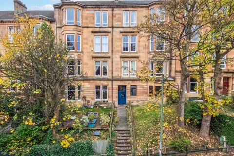 3 bedroom flat for sale, Stanmore Road, Flat 3/2, Mount Florida, Glasgow, G42 9AH