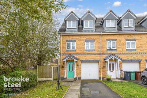 4 bedroom townhouse for sale, Engel Close, Ramsbottom