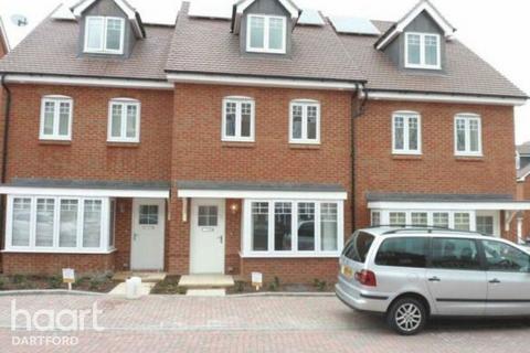 4 bedroom terraced house to rent, Elham Crescent, DARTFORD