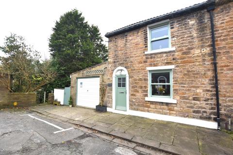 2 bedroom cottage to rent, West View Place, Blackburn, BB2