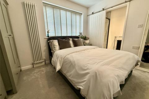 2 Arlington Close, Royton, Oldham, OL2 5NP