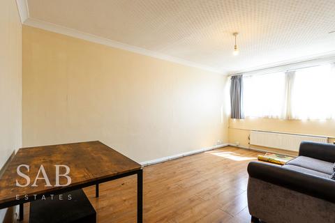 2 bedroom flat for sale, Lady Margaret Road, Southall, UB1