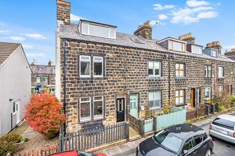 4 bedroom end of terrace house for sale, Gordon Street, Ilkley, West Yorkshire, LS29