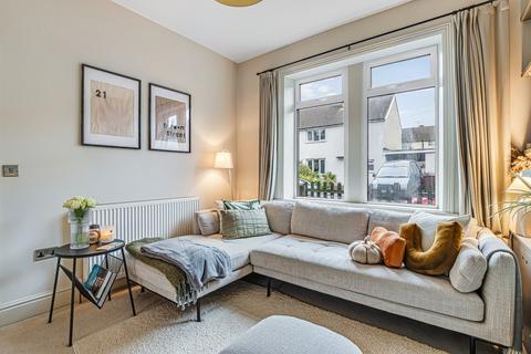 4 bedroom end of terrace house for sale, Gordon Street, Ilkley, West Yorkshire, LS29