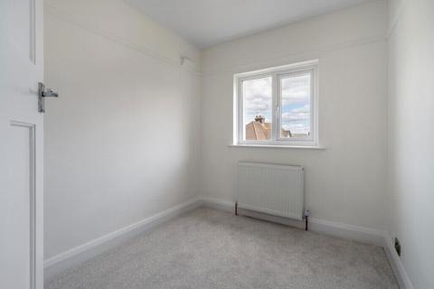 23 Hillside, London, NW9 0NE