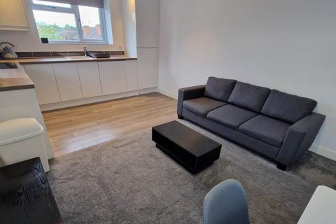 2 bedroom flat to rent, Peet Street, Derby,