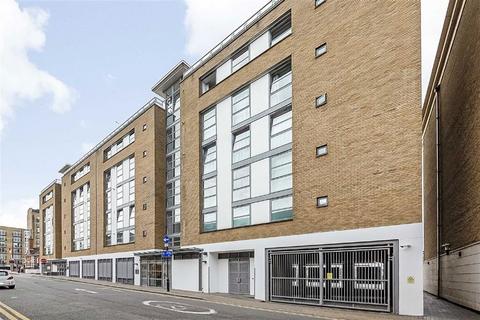 2 bedroom flat for sale, Narrow Street, London E14