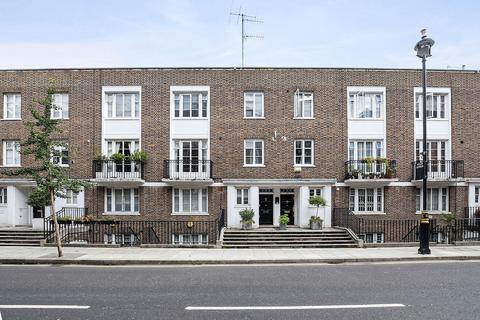 4 bedroom flat for sale, Mertoun Terrace, Marylebone, London W1