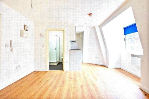 Studio to rent, Queen Anne Road, Coronet House, ME14