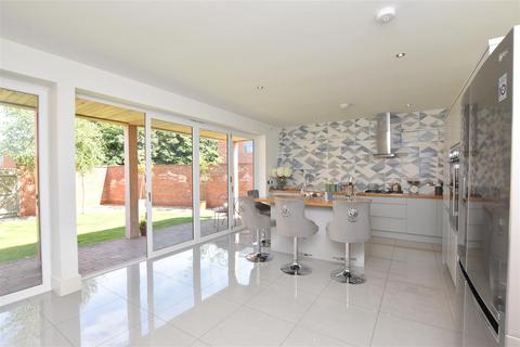 4 bedroom detached house for sale, The Cherries, Humberston DN36