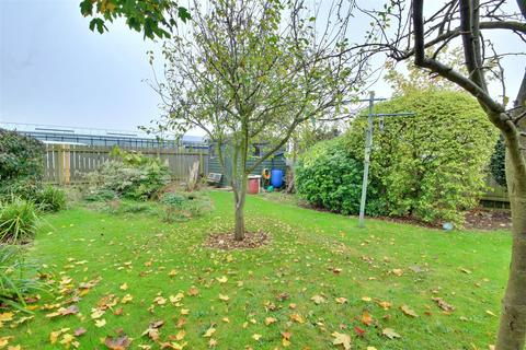 3 bedroom semi-detached bungalow for sale, Thearne Lane, Woodmansey, Beverley