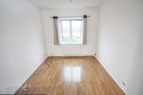 1 bedroom flat for sale, Copthorne Mews, Hayes, UB3