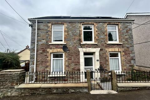 3 bedroom detached house for sale, Carmarthen Road, Cross Hands, Llanelli