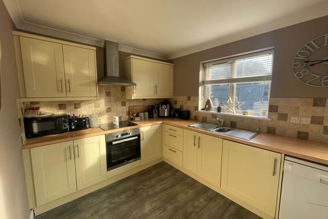 1 Clos Gwili, Cwmgwili, Llanelli, SA14 6AQ