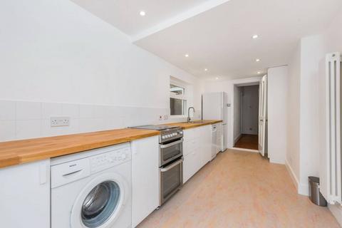 2 bedroom semi-detached house to rent, Chalford Road, West Dulwich, London, SE21