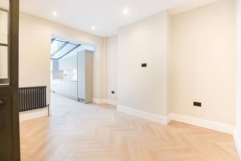 2 bedroom flat for sale, Alderney Street, Pimlico, London, SW1V