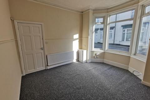 2 bedroom terraced house to rent, Grove Street, STOCKTON-ON-TEES TS18