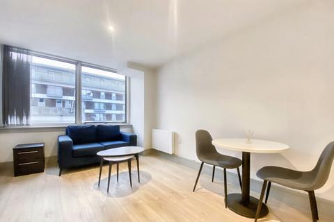 Studio to rent, Mercantile House, Uxbridge, Greater London