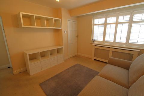 3 bedroom semi-detached house to rent, Elms Farm Road, Hornchurch, Essex, RM12