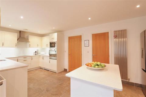 4 bedroom detached house for sale, Brook Close, Hyde SK14