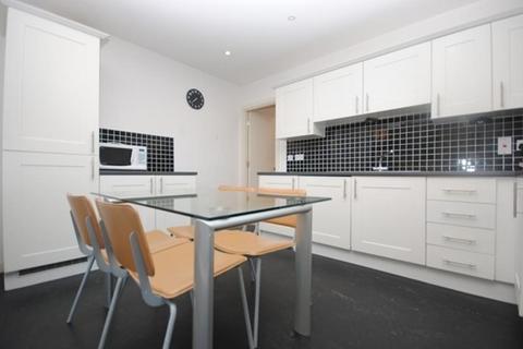 1 bedroom flat to rent, Channelsea Road South London E15