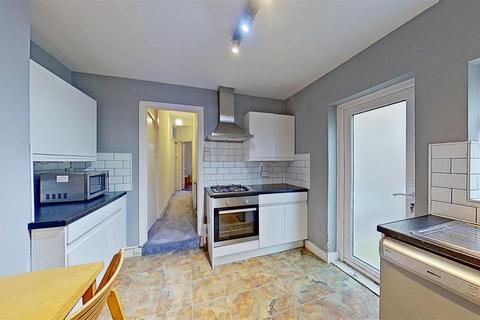 1 bedroom flat for sale, Vanderbilt Road Earlsfield London